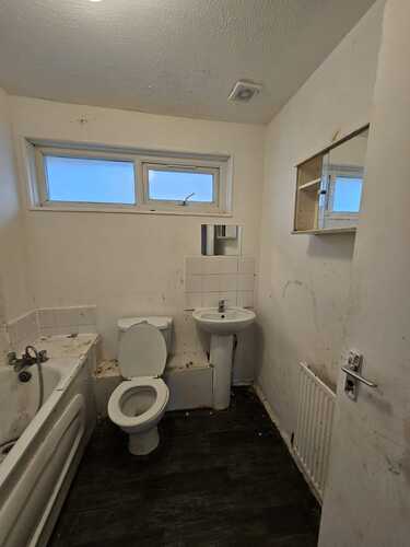 Standard Bathroom