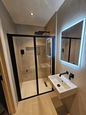 Modern Bathroom